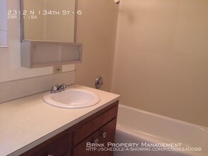 2312 N 134th St-Unit -6 in Seattle, WA - Building Photo - Building Photo