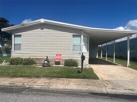 1001 Starkey Rd in Largo, FL - Building Photo