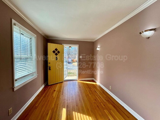 7045 Holly Hills Ave in St. Louis, MO - Building Photo - Building Photo