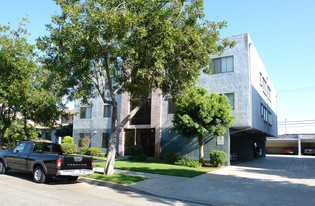 518 Oak St Apartments