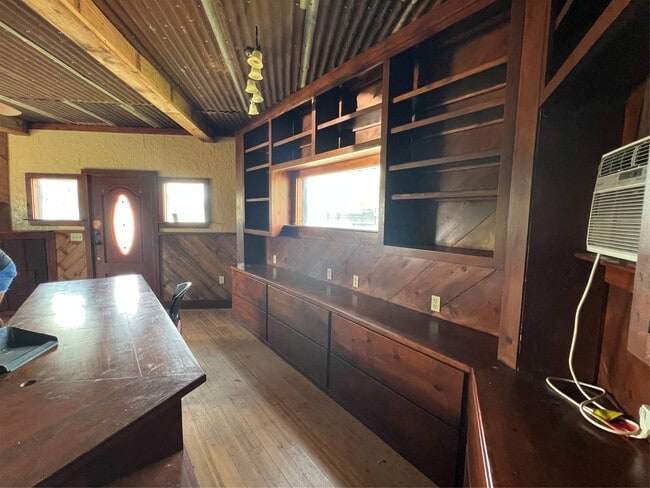 6759 TX-105 in Navasota, TX - Building Photo - Building Photo