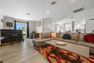 1019 SE 40th St in Cape Coral, FL - Building Photo - Building Photo