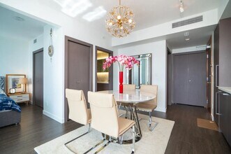 6538 Nelson Av in Burnaby, BC - Building Photo - Building Photo