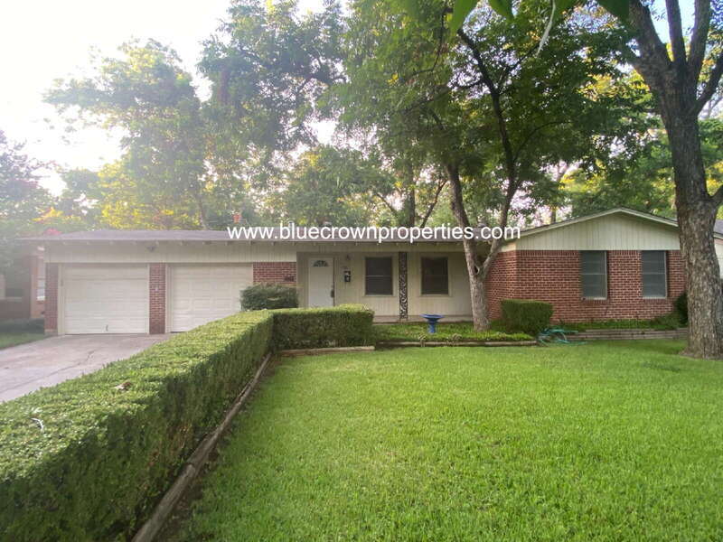 1521 Larkspur Dr in Arlington, TX - Building Photo