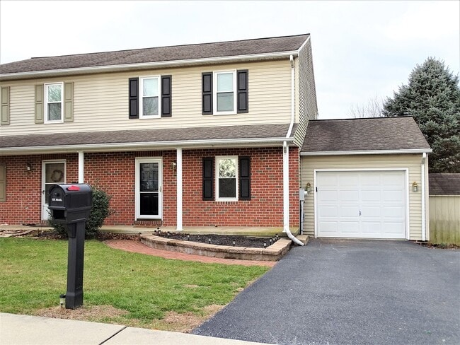 property at 932 Orchard St