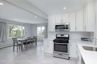 153 Portland Rd in Highlands, NJ - Building Photo - Building Photo