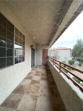 10224 Penrith Ave in Las Vegas, NV - Building Photo - Building Photo