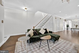 334 11th St SE in Washington, DC - Building Photo - Building Photo