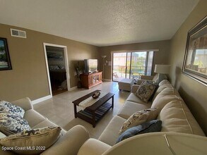 3160 N Atlantic Ave in Cocoa Beach, FL - Building Photo - Building Photo