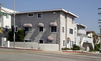 1467 Manhattan Beach Blvd Apartments