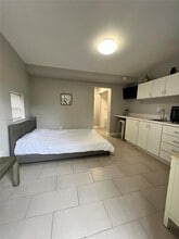 361 SW 20th Rd in Miami, FL - Building Photo - Building Photo