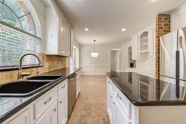 property at 1603 Leatherwood Dr