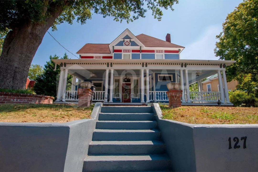 127 Atlanta St in Marietta, GA - Foto de edificio