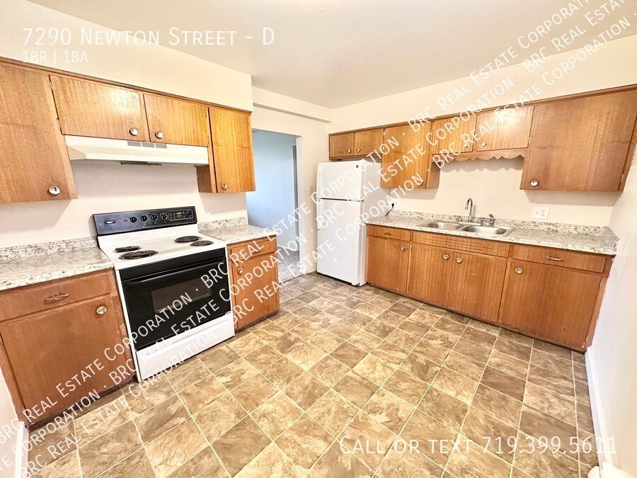 7290 Newton St in Westminster, CO - Building Photo