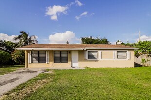 841 NE 51st Ct, Unit 3417 in Pompano Beach, FL - Building Photo