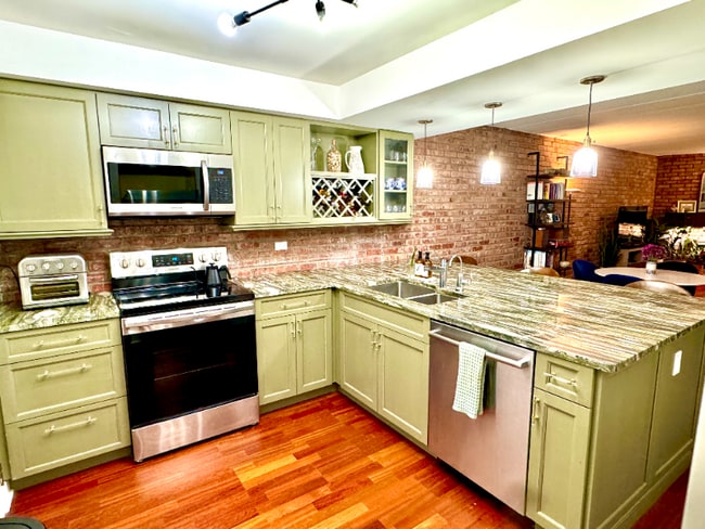 651 W Sheridan Rd, Unit 3C in Chicago, IL - Building Photo - Building Photo