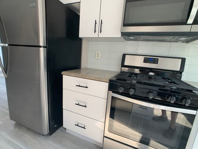 66 Quint Ave, Unit 1 in Boston, MA - Building Photo - Building Photo