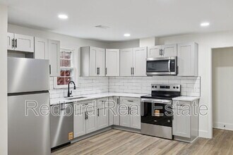 611 S 12th St in Nashville, TN - Foto de edificio - Building Photo