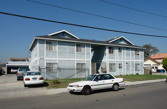 13901 Cherry St in Westminster, CA - Building Photo - Building Photo