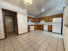 3607-3609 Thornhill Cir E in Lafayette, IN - Building Photo - Building Photo