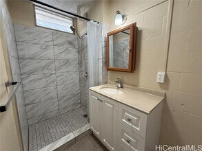 1508 Pensacola St in Honolulu, HI - Building Photo - Building Photo