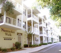 1460 NW 3rd Pl, Unit 212 in Gainesville, FL - Building Photo