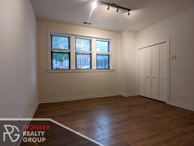 4628 N Leavitt St, Unit GDN