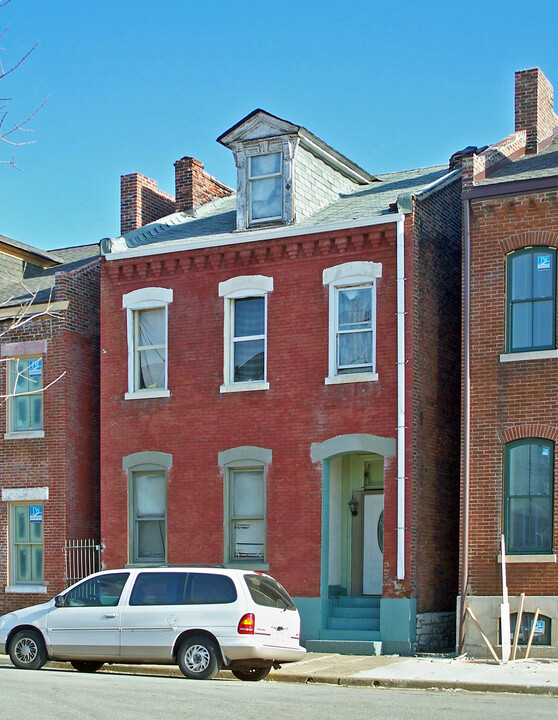 1418 Warren St in St. Louis, MO - Building Photo