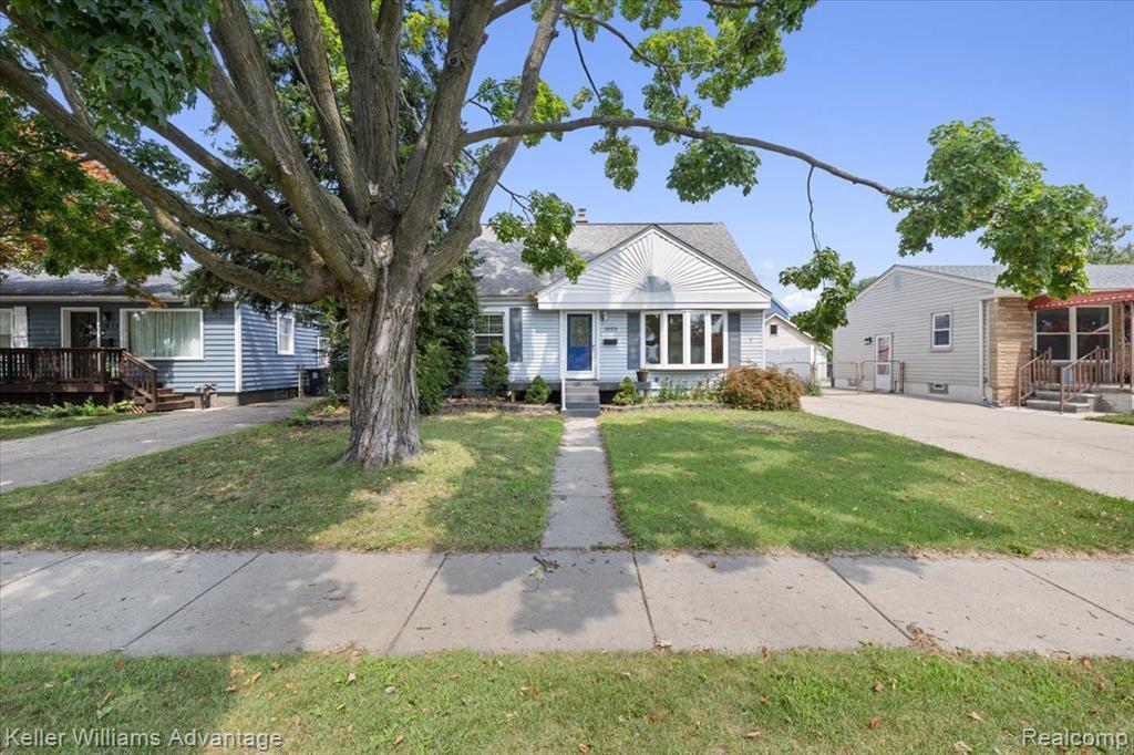 1023 Amelia St in Royal Oak, MI - Building Photo