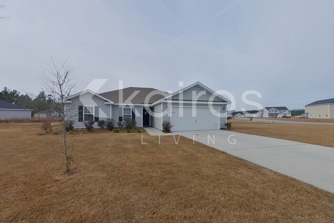 300 Hemlock Ct in Springfield, GA - Foto de edificio - Building Photo