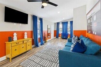 706 Franklin Ave, Unit 1 in New Orleans, LA - Building Photo - Building Photo