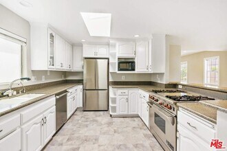 4058 Wade St in Los Angeles, CA - Building Photo - Building Photo