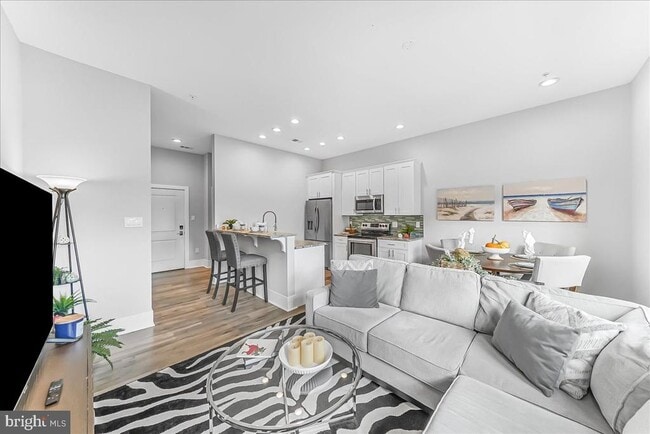 537 Apple St in Conshohocken, PA - Building Photo - Building Photo