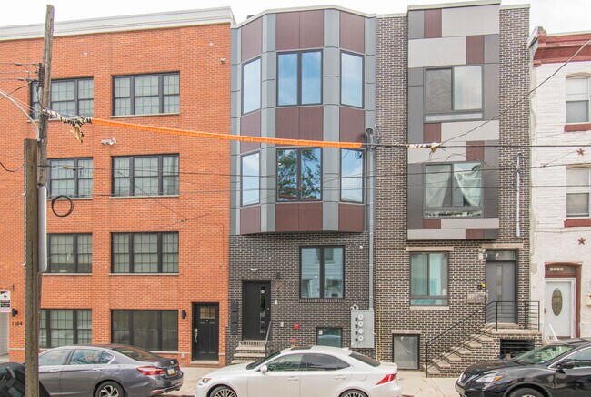 1206 N 24th St in Philadelphia, PA - Foto de edificio - Building Photo