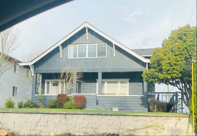property at 3631 Wetmore Ave