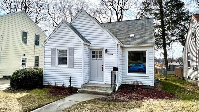 property at 1012 Dorroll St NE