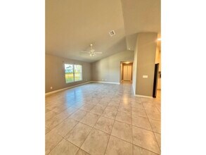 1426 SE 14th St in Cape Coral, FL - Building Photo - Building Photo