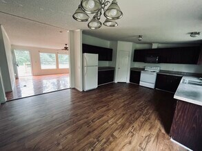 16093 Outland Dr in Loxley, AL - Building Photo - Building Photo