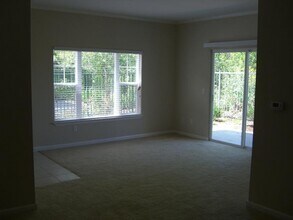 1818 Moore Blvd in Davis, CA - Foto de edificio - Building Photo