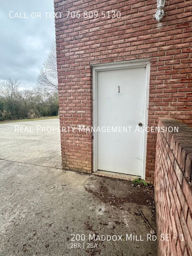 200 Maddox Mill Rd SE in Dalton, GA - Foto de edificio - Building Photo