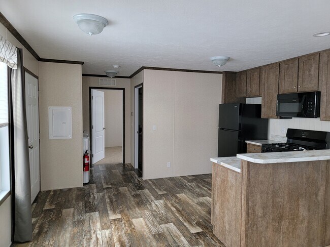 112 Sheppard Ave in Flushing, MI - Building Photo - Building Photo