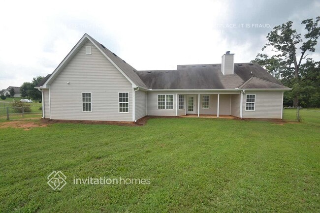 1004 Buttercup Ln in Locust Grove, GA - Building Photo - Building Photo