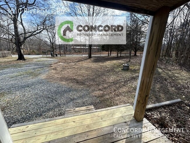 3610 Riverdale Rd in Greensboro, NC - Building Photo - Building Photo