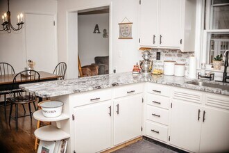 130 N Grant St in Manheim, PA - Building Photo - Building Photo