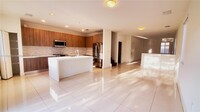 7210 NW 103rd Path-Unit -7210 in Doral, FL - Building Photo - Building Photo