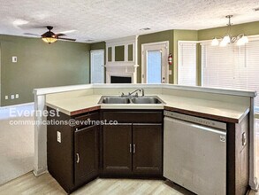 4010 Birchwood Cove in Decatur, GA - Building Photo - Building Photo