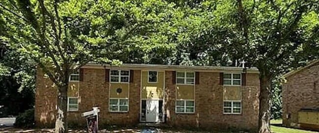 1610 Line Cir in Decatur, GA - Foto de edificio - Building Photo