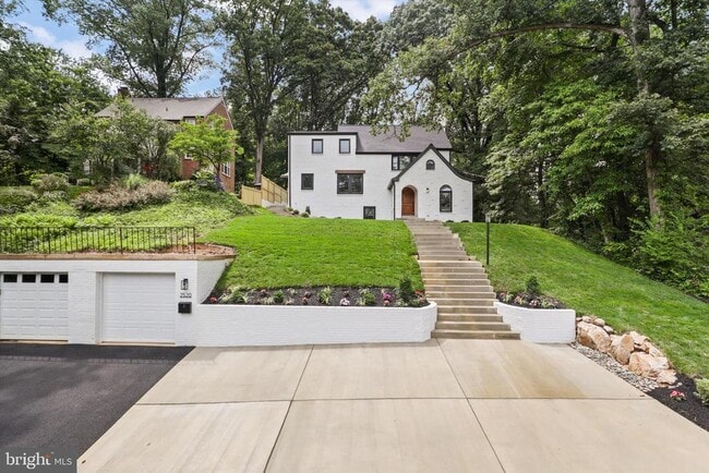 2520 N Vernon St in Arlington, VA - Building Photo - Building Photo