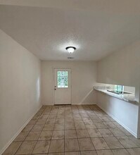 6190 Carroll Cv W in Horn Lake, MS - Foto de edificio - Building Photo