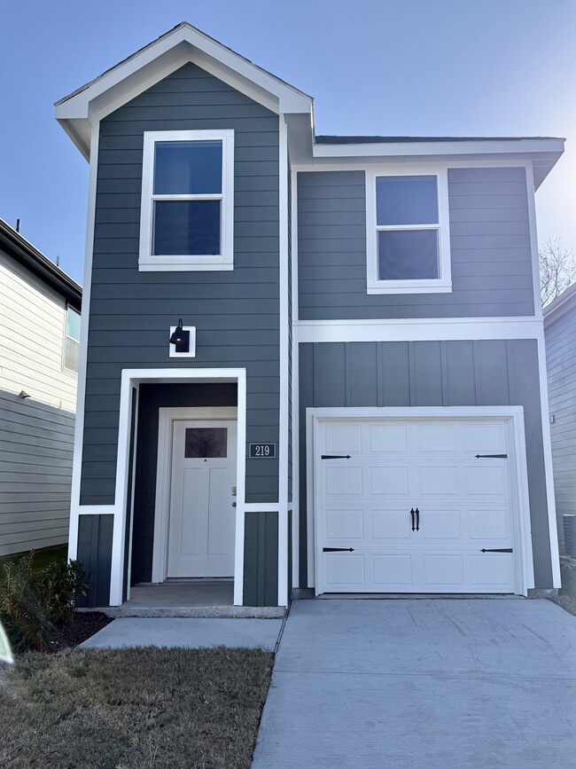 property at 219 Clematis St